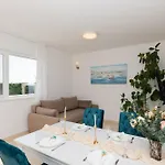 Appartement Adriatic Split With Sea View And Garden *