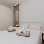Appartement Adriatic Split With Sea View And Garden Podstrana