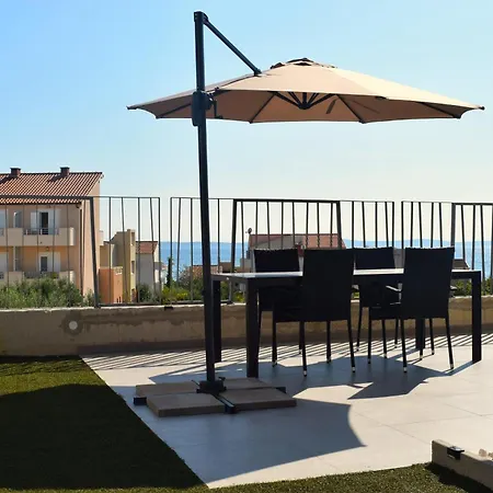 Adriatic Split With Sea View And Garden شقة *